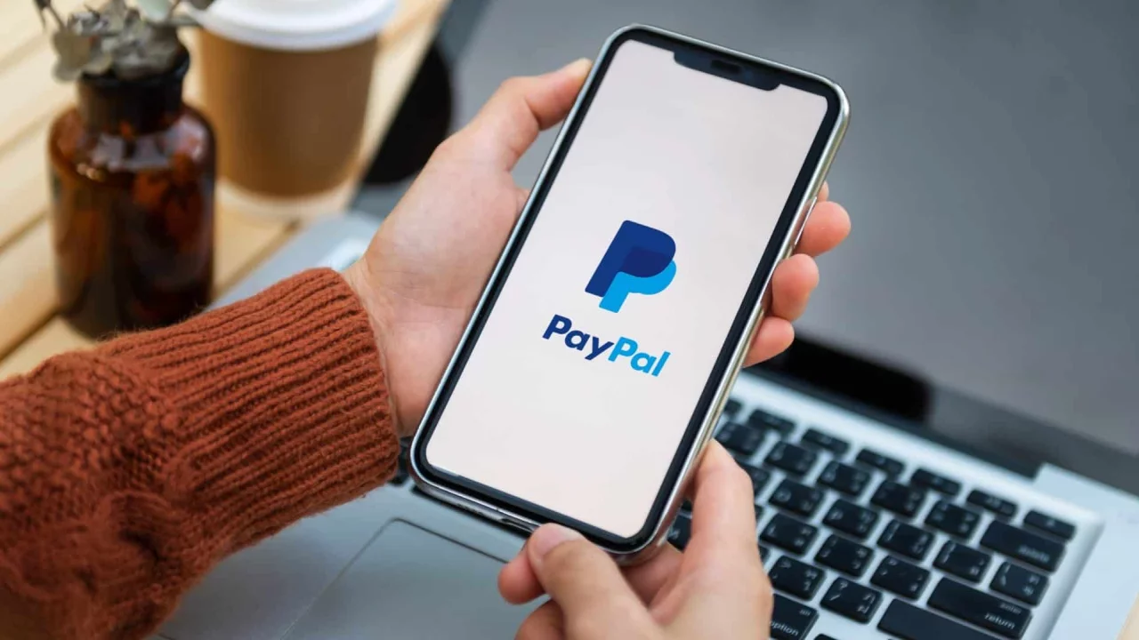 Como fazer uma renda extra pelo PayPal? Confira 6 formas de ganhar dinheiro pela plataforma