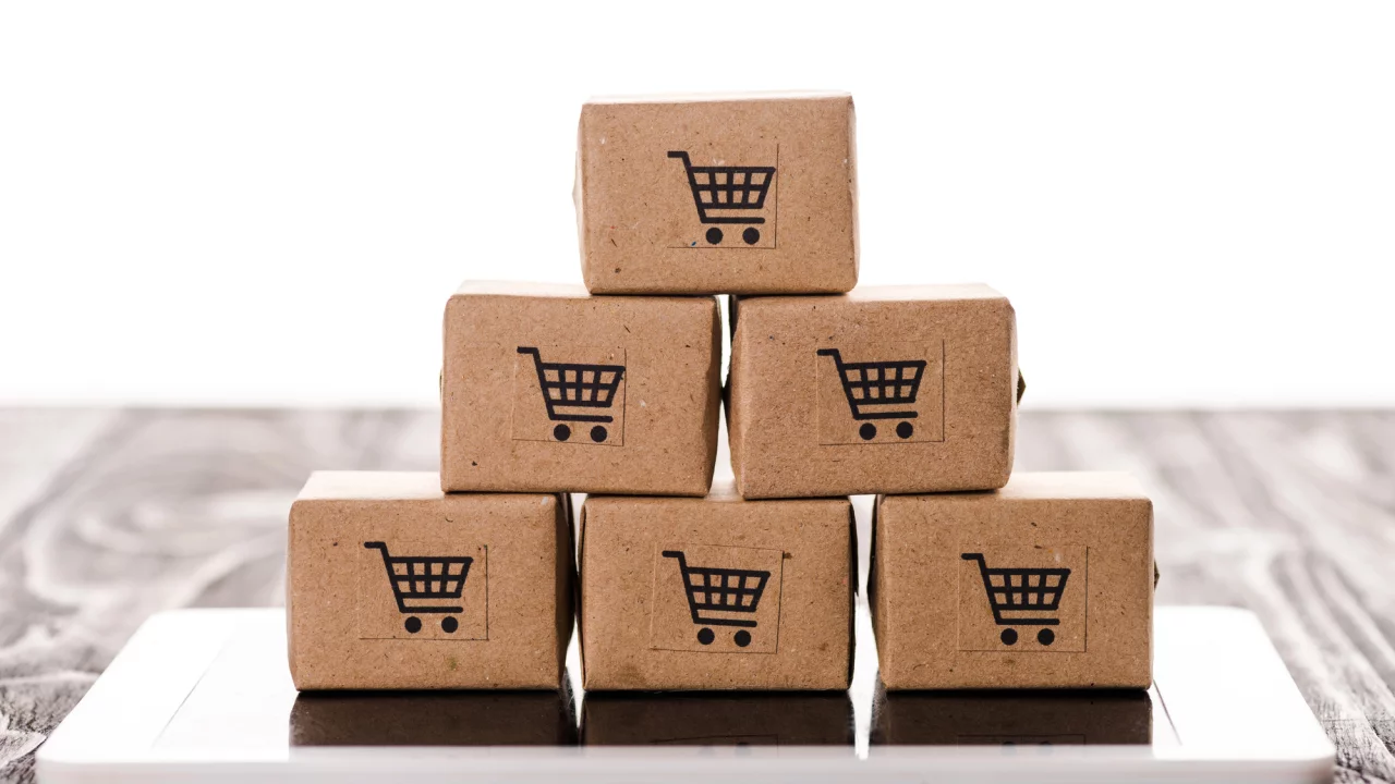 Produtos lucrativos para vender pela internet: Confira as melhores opções de 2025