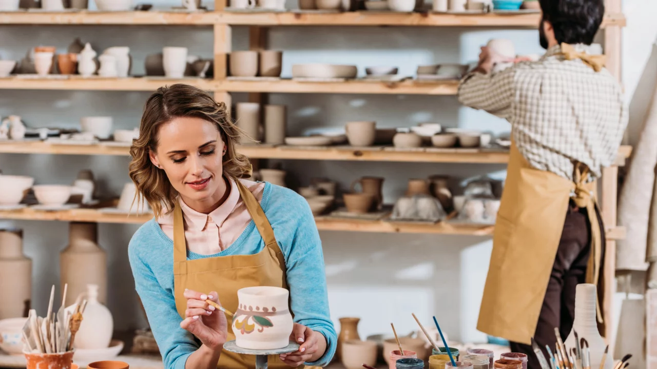 Como ganhar dinheiro com artesanato? Dicas para fazer uma renda extra