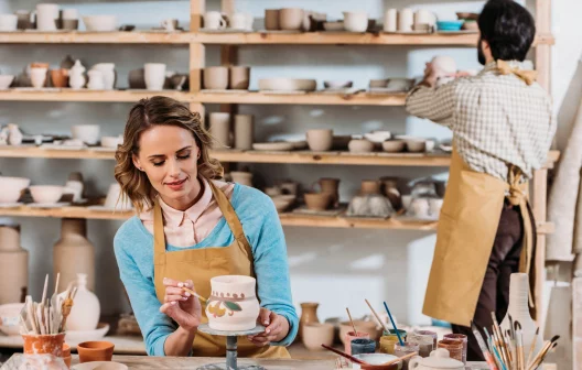 "Descubra o segredo para transformar seu artesanato em fonte de renda lucrativa!"