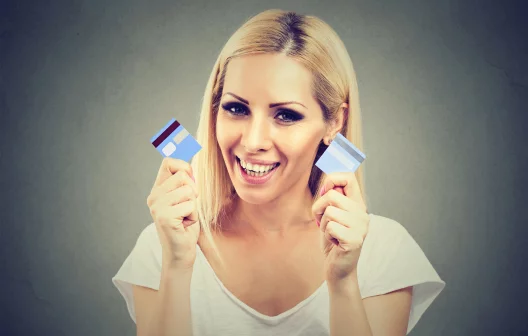 "Dobre seus pontos e milhas: saiba como aproveitar ao máximo seu cartão de crédito!"