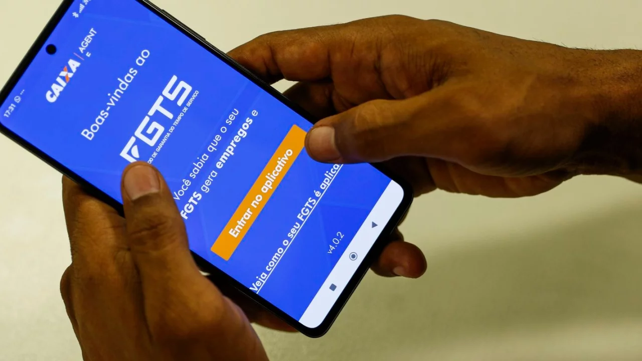 Posso sacar meu FGTS trabalhando? Entenda as regras