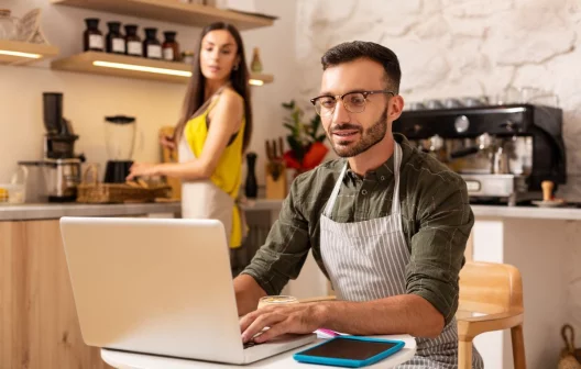 "Descubra como se tornar MEI e começar seu negócio com poucos passos!"
