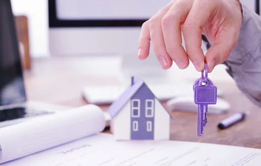 "Descubra o segredo por trás da alienação fiduciária - saiba como funciona!"