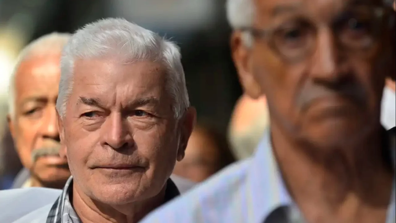 Senado aprova mais uma alteração nos empréstimos consignados. Veja o que muda