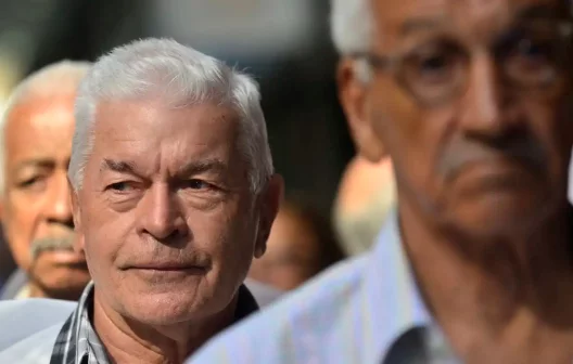 "Senado aprova mudanças nos empréstimos consignados: saiba como isso afeta você!"