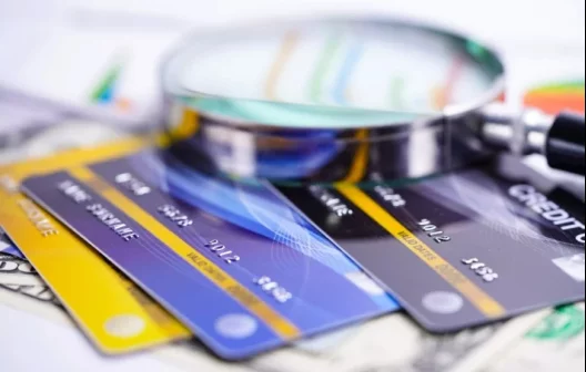 "Descubra os cartões de crédito que te fazem economizar dinheiro na hora das compras"