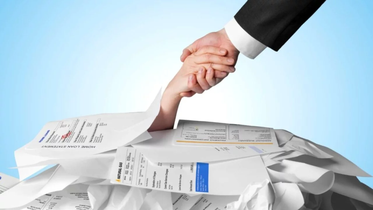 5 coisas que você deve fazer para quitar dívidas e evitar novas despesas