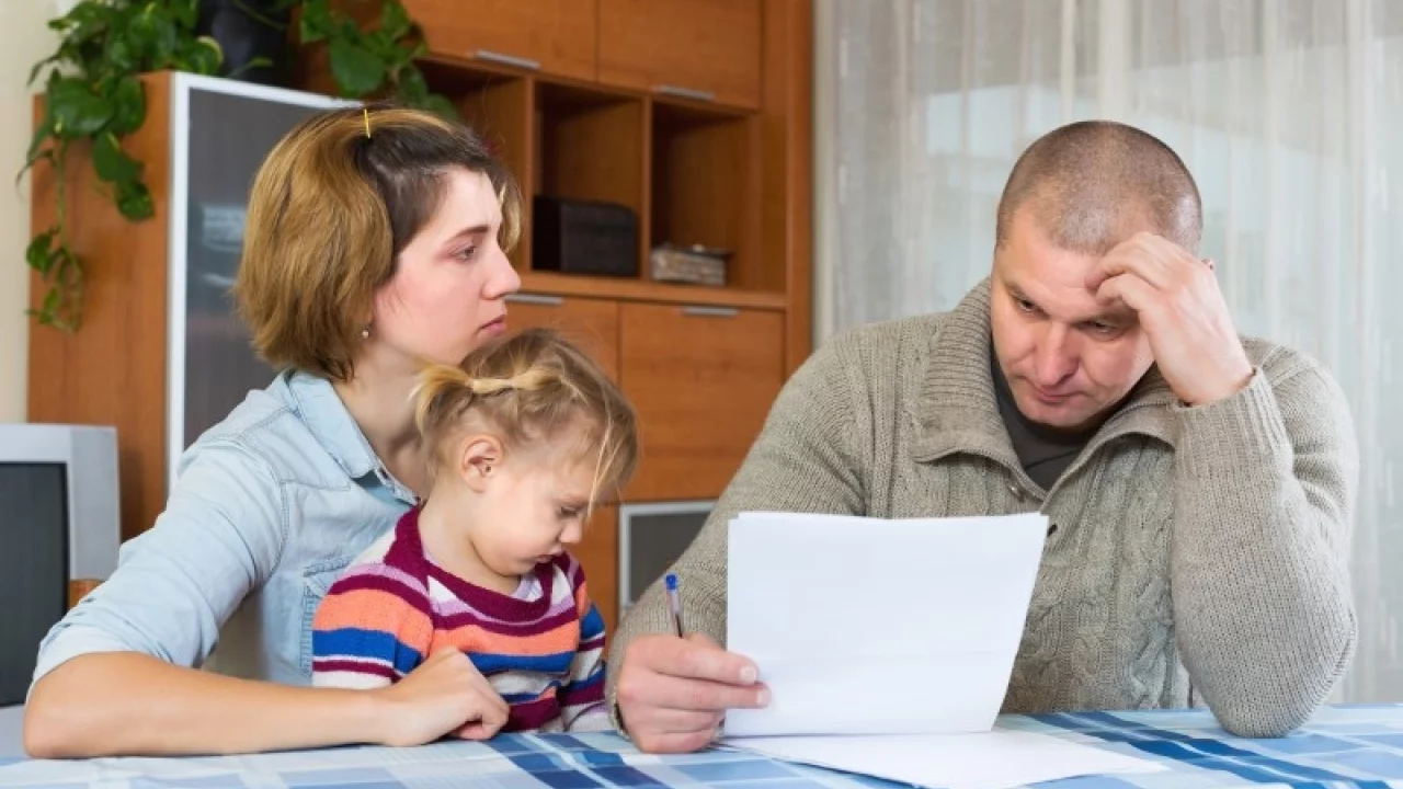 Educação financeira para famílias: como organizar a casa e evitar desperdícios